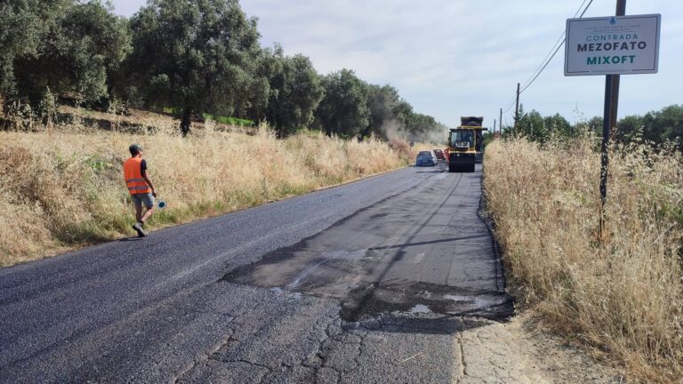 Al via i lavori di asfaltatura in contrada Mezofato